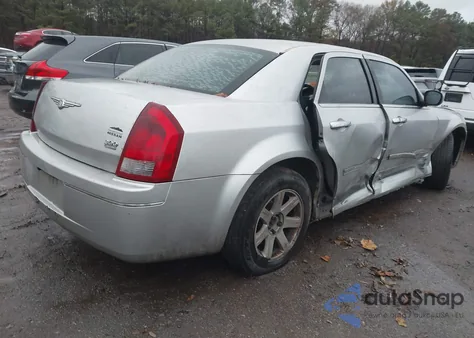 2006 Chrysler 300 Touring z USA, uszkodzony, nr VIN 2C3LA53G46H435368